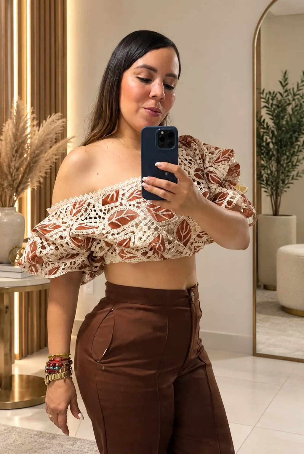 Set Crop Top Guipure Botánico & Pantalón Moka